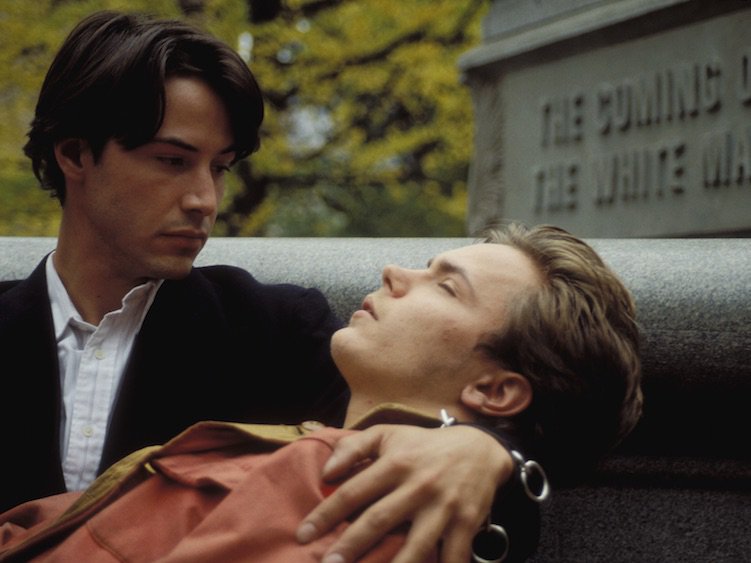 Keanu Reeves and River Phoenix in the film.