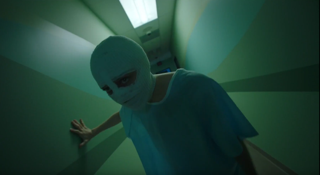 Zarah Mahler in the film.