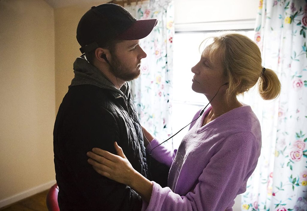 John (Jack Reynor) dancing with Jean (Toni Collette). 