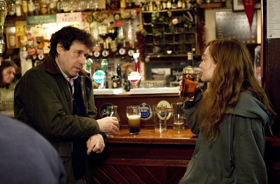 Martin (Stephen Rea) and Anne (Lotte Verbeek) out for a beer.