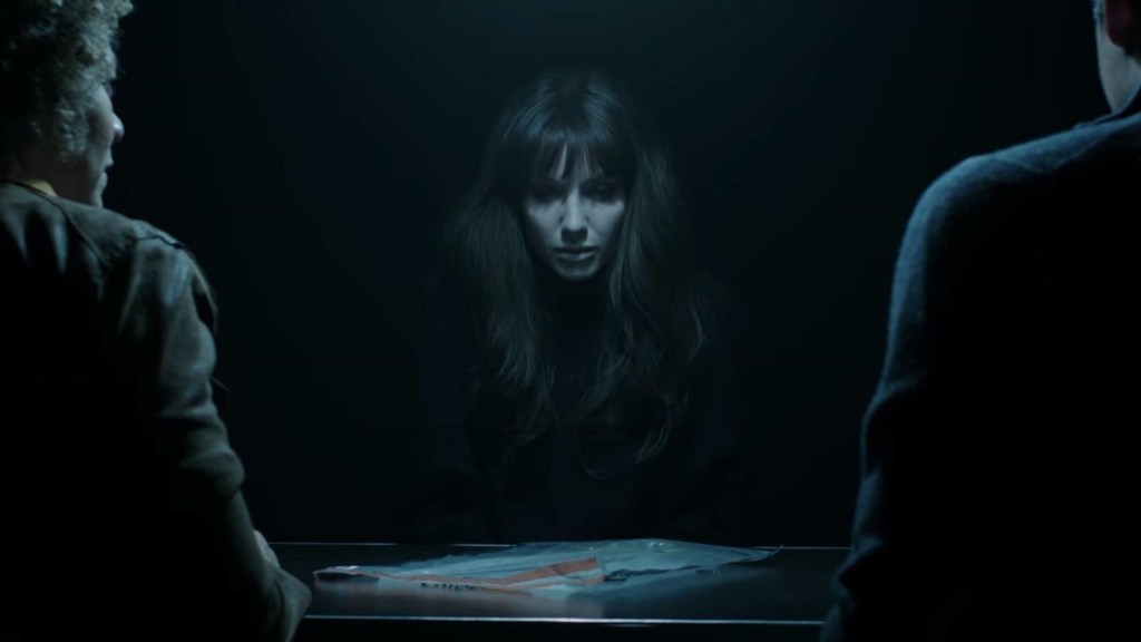 Madison (Annabelle Wallis) being interveiwed by the police.