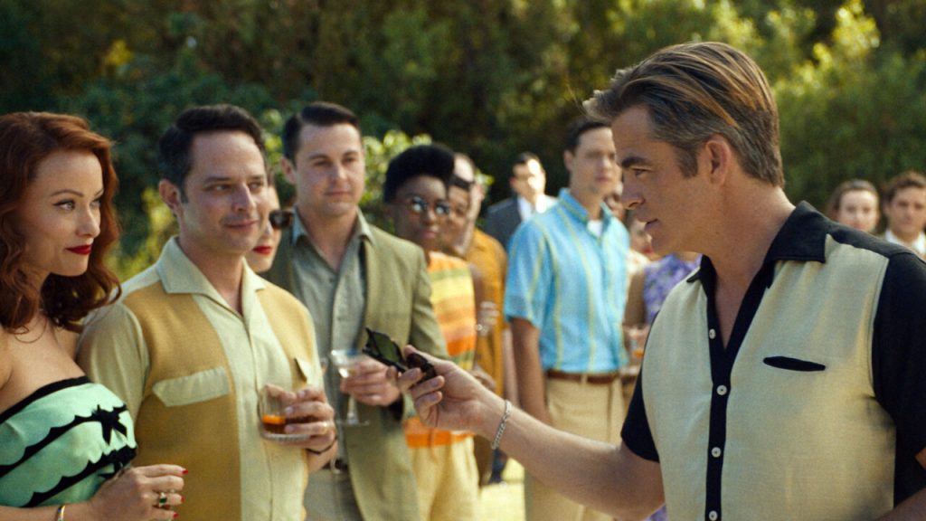 Frank (Chris Pine) giving an inspirational speech to his guests. 